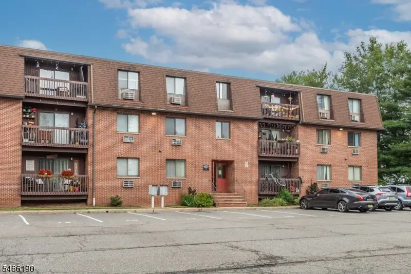 9 Montgomery St #A1, Belleville, NJ 07109 - #3