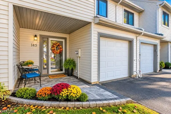 145 Lexington Cir, Old Bridge Twp., NJ 07747