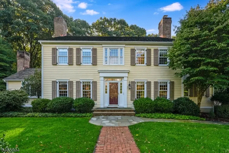 4 Barberry Row, Chester, NJ 07930 - #2