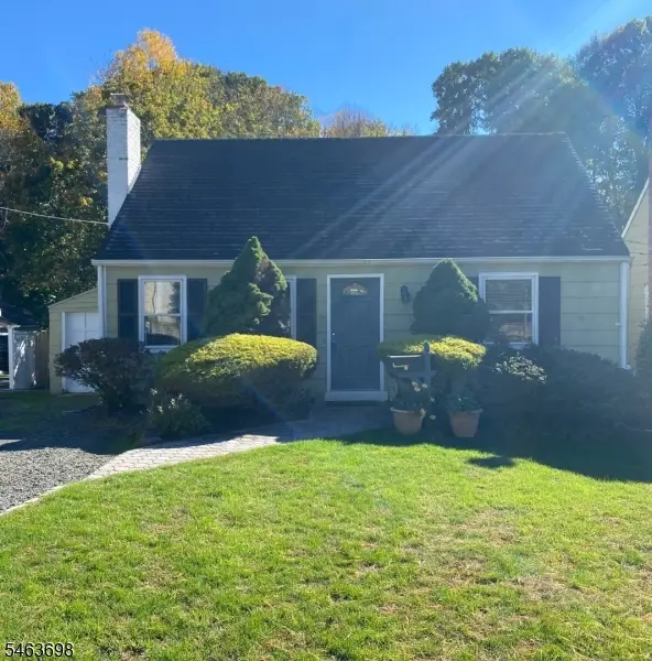 724 Springfield Ave, Summit City, NJ 07901