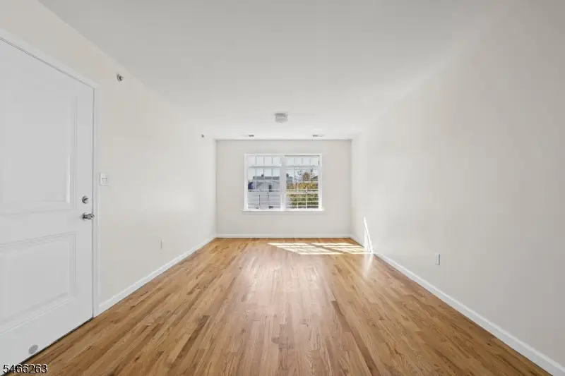 1063 William St, Elizabeth, NJ 07201 - #2