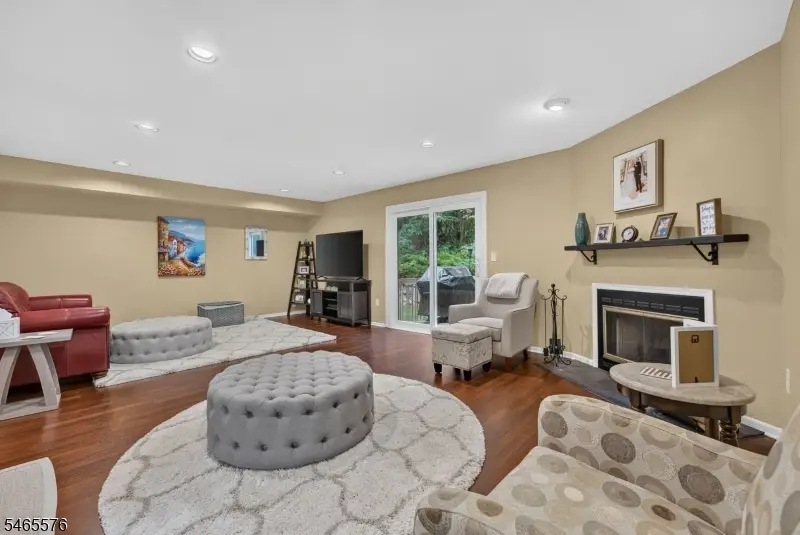 38 Averell Dr, Parsippany Troy Hills, NJ 07950 - #3