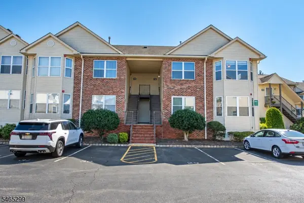 12 Frankie Ln #12, East Hanover Twp., NJ 07936