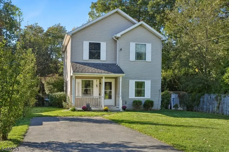 2 Elizabeth Pl, Denville, NJ 07834 - #1