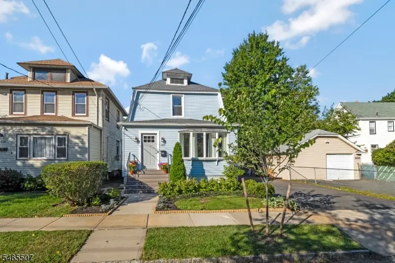 208 Walnut St, Roselle Park, NJ 07204 - #2