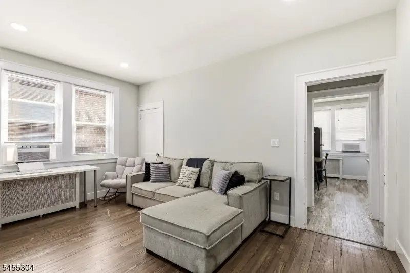 27 Lindsley Pl, East Orange, NJ 07018 - #1