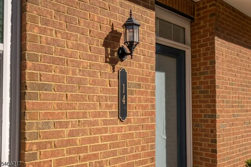 14 Fleet St, North Brunswick, NJ 08902 - #3