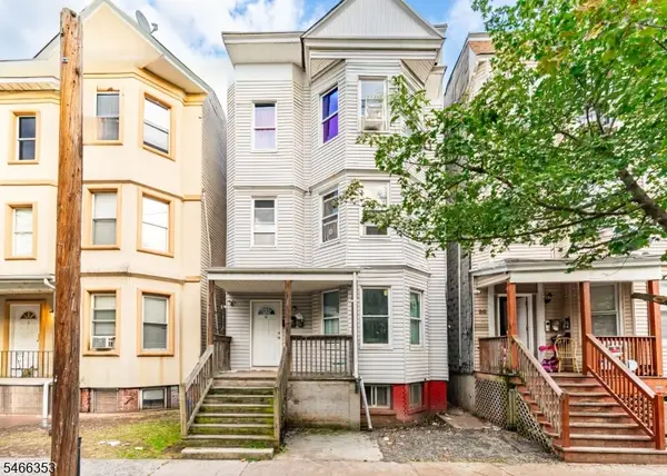 78 S 13th St, Newark City, NJ 07107