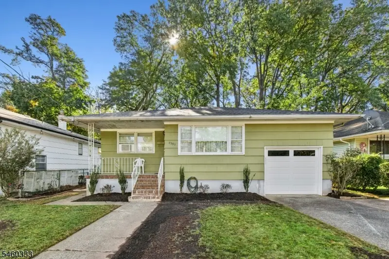 2293 Ludlow St, Rahway, NJ 07065 - #1