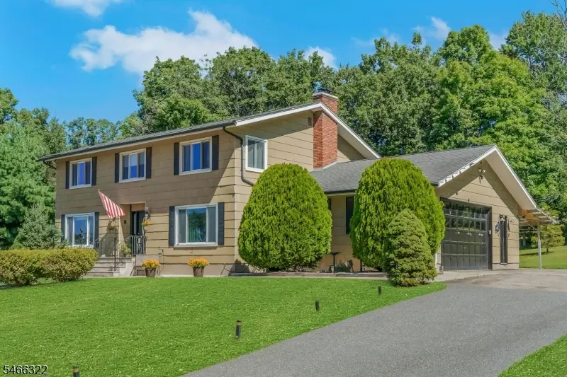 40 Hillsdale Dr, Vernon, NJ 07461 - #1