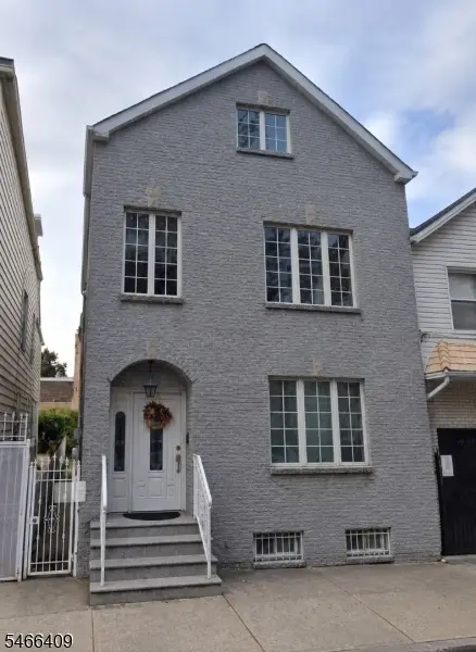 147 Van Buren St, Newark, NJ 07105 - #1