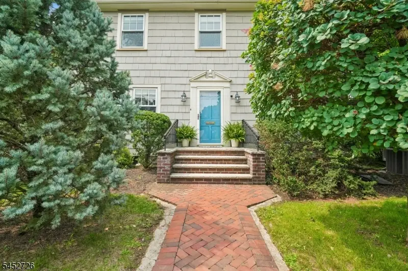 420 Up Mountain Avenue, Upper Montclair, NJ 07043 - #2