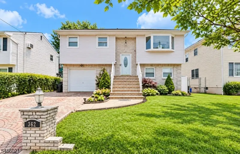 362 Washington St, Rahway, NJ 07065 - #1