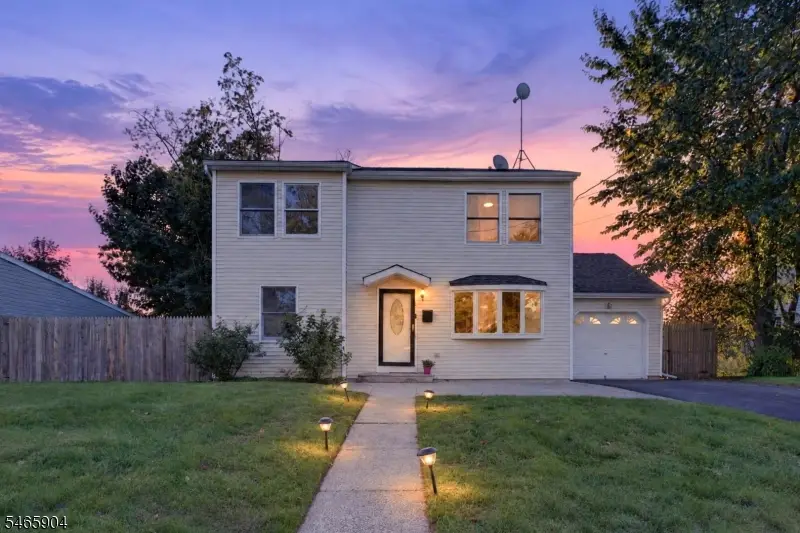 29 Windsor Dr, East Brunswick, NJ 08816 - #1