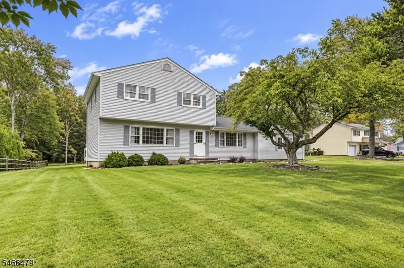 553 Rolling Hills Rd, Bridgewater Center, NJ 08807 - #2