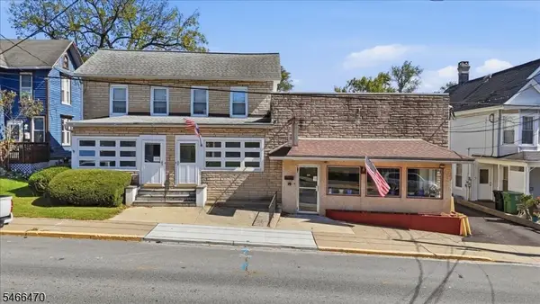 32 Broad St, Washington Boro, NJ 07882