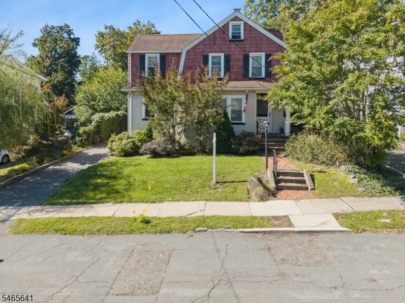 13 Duncan St, Millburn, NJ 07041 - #3
