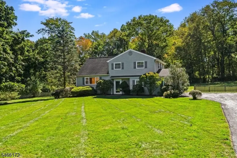 236 Lurline Dr, Liberty Corner, NJ 07920 - #2