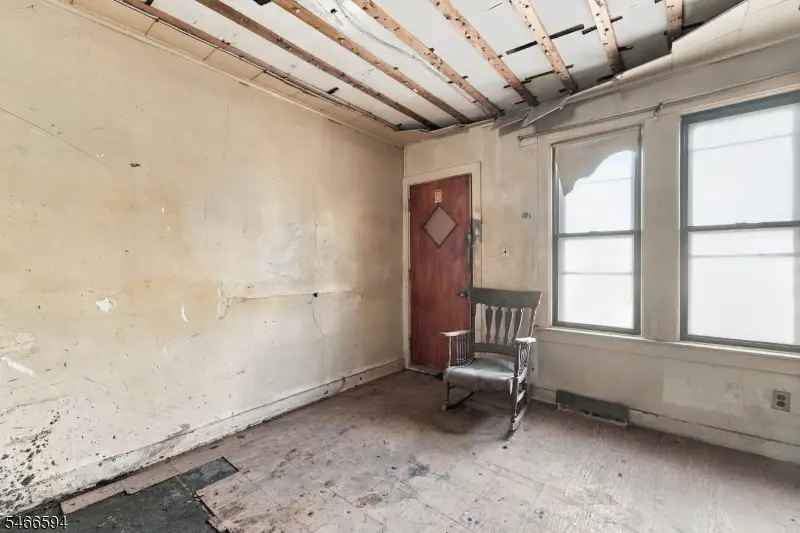 733 Adeline St, Trenton, NJ 08611 - #3