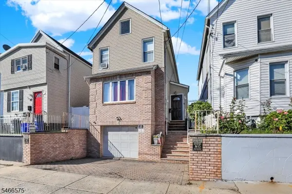 457 Maple Ave, Elizabeth City, NJ 07202
