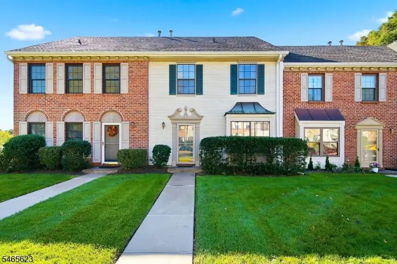 702 Brokaw Ct, Bradley Gardens, NJ 08807 - #1