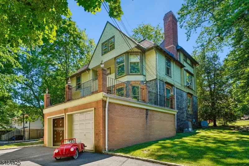 279 Scotland Rd, South Orange Village, NJ 07079 - #1