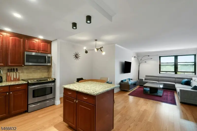 7855 Boulevard East #5K, North Bergen, NJ 07047 - #1