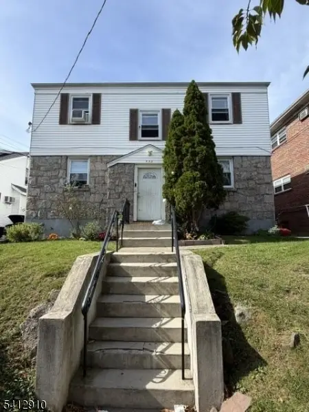 352 Lakeview Ave, Clifton, NJ 07011 - #3