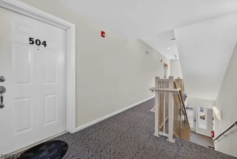 504 Altra Road, Raritan, NJ 08822 - #3