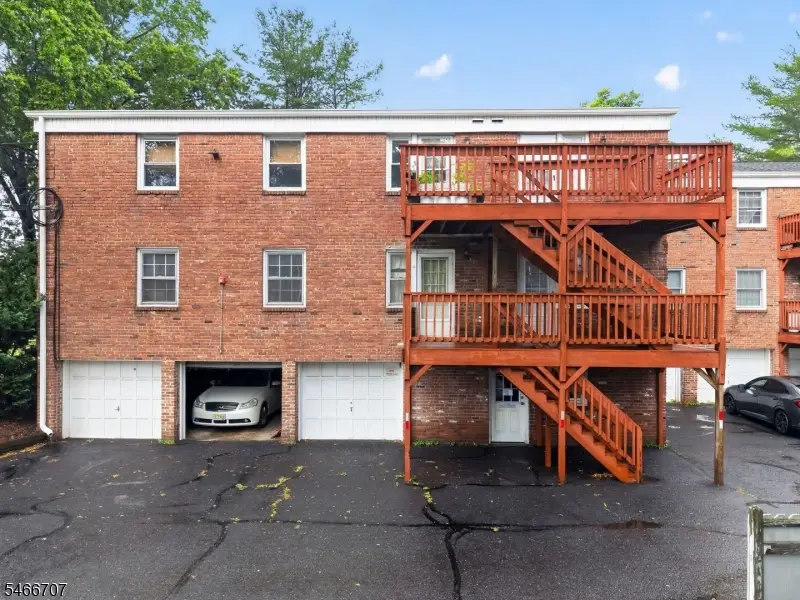 5 Stanford Dr, Finderne, NJ 08807 - #3