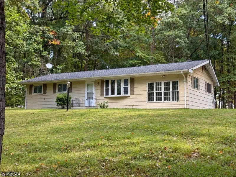 81 Woolf Rd, Alexandria, NJ 08848 - #1