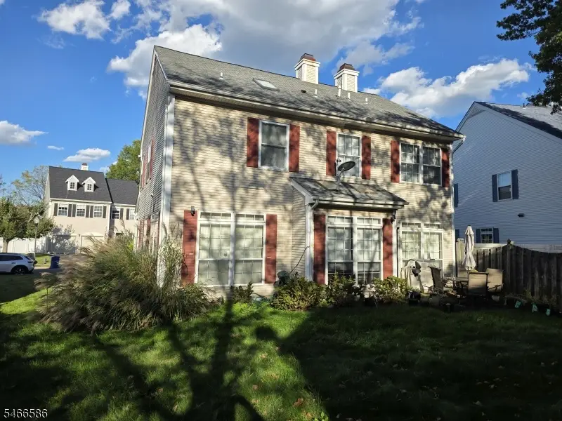 41 Magellan Way, Franklin Park, NJ 08823 - #3