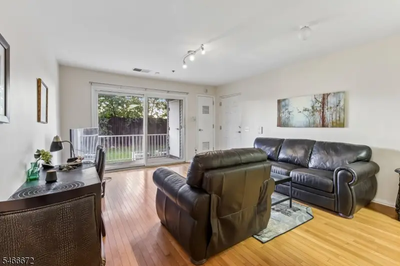 1116 Edpas Rd #1116, New Brunswick, NJ 08901 - #3