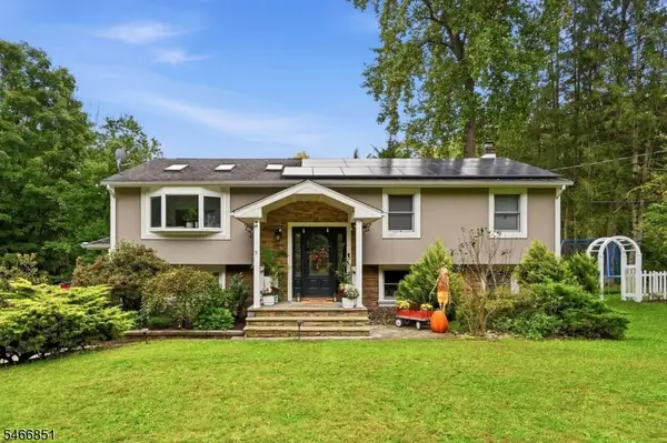 9 Ponderosa Pl, West Milford Twp., NJ 07480