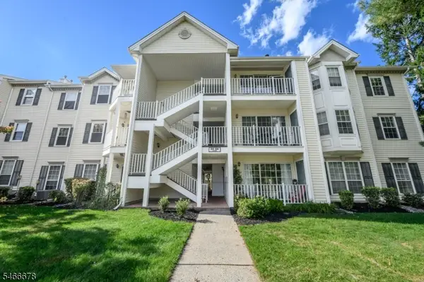 56 Amethyst Way #1018, Franklin Twp., NJ 08823