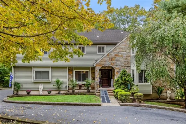 78 Knob Hill Rd, Washington Twp., NJ 07840
