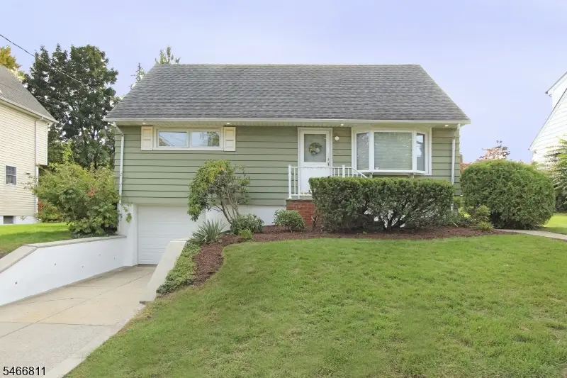 28 Huemmer Ter, Clifton, NJ 07013 - #2