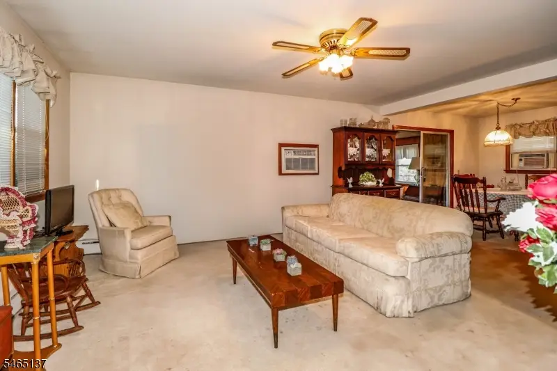 9 Castleton Ave, Franklin, NJ 08873 - #3