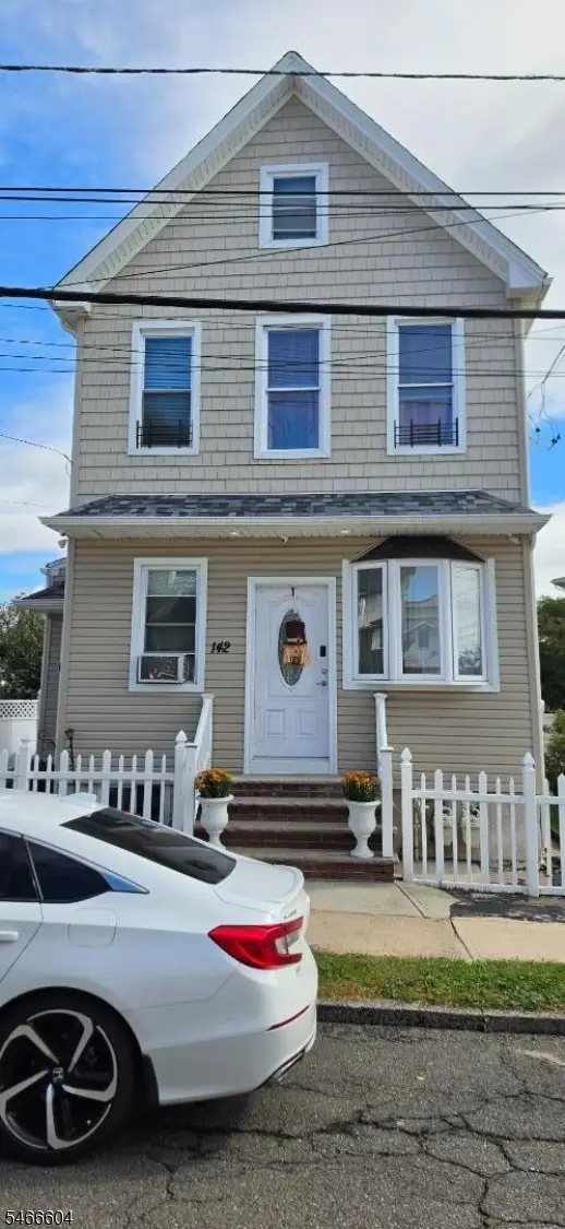 142 Sherman Pl, Garfield City, NJ 07026