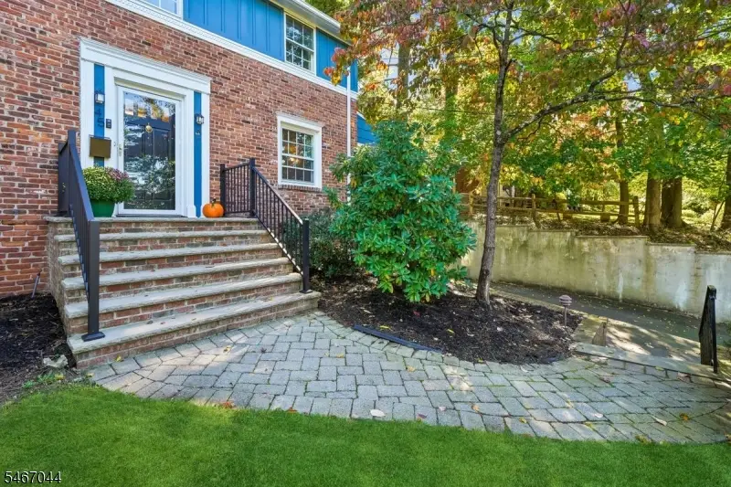 45 Wayland Dr, Verona, NJ 07044 - #3