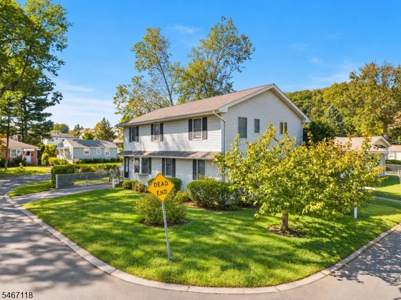 29 Garrabrant Rd, Clifton, NJ 07013 - #2
