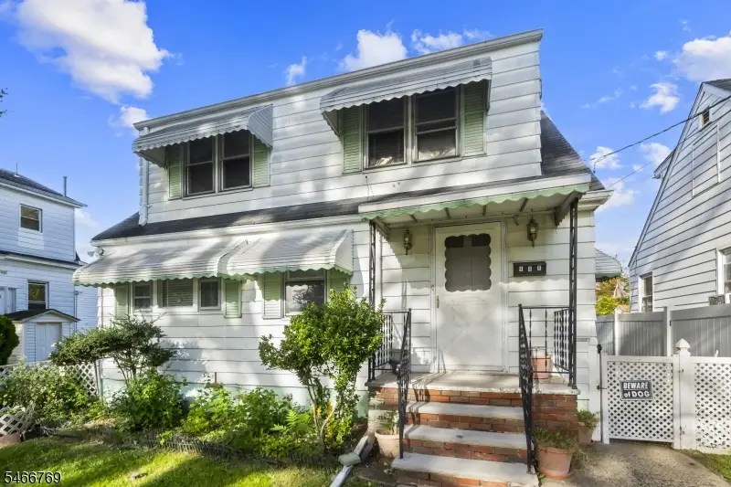 409 Olcott St, Orange, NJ 07050 - #3