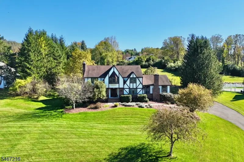 34 Deire Dr, Sparta, NJ 07871 - #2