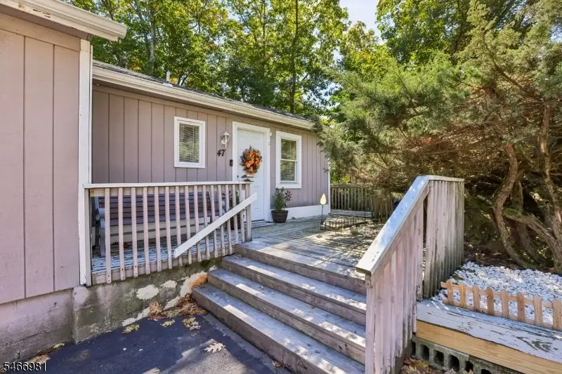 47 Jefferson Trl, Hopatcong, NJ 07843 - #2