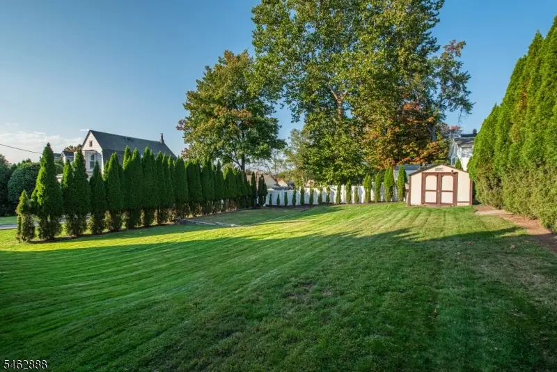 18 Summit Ave, Cedar Grove, NJ 07009 - #3