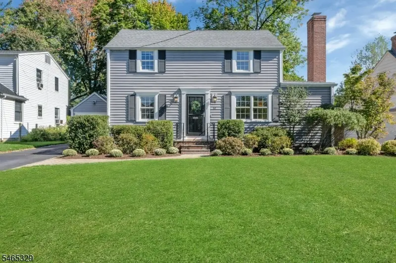 10 Valemont Way, Summit, NJ 07901 - #1