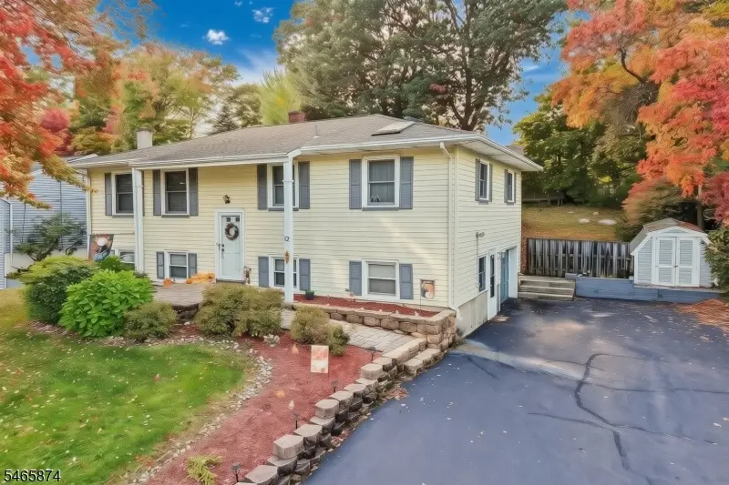 12 Mirror Pl, Oak Ridge, NJ 07448 - #2
