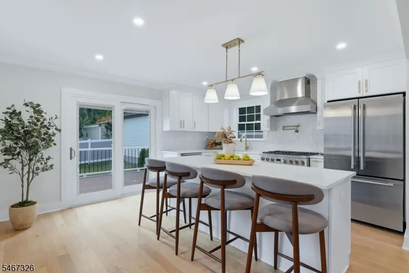 52 Pine St, Millburn, NJ 07041 - #3