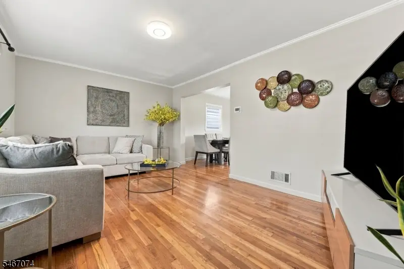 91 Laurel St, Ridgefield Park, NJ 07660 - #3