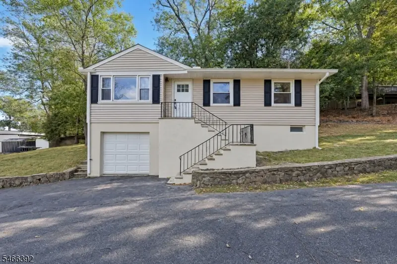 15 Hillside Ave, Hopatcong, NJ 07843 - #1